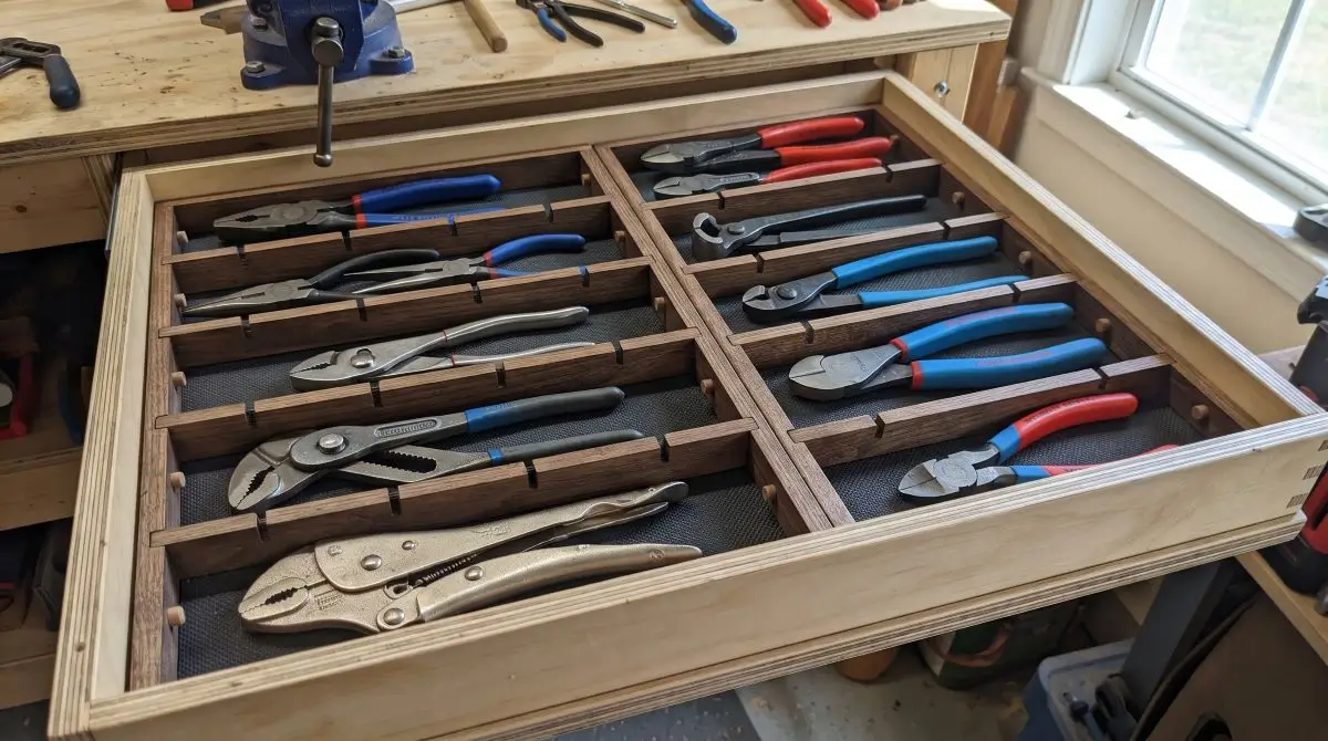 Efficient Drawer Divider System