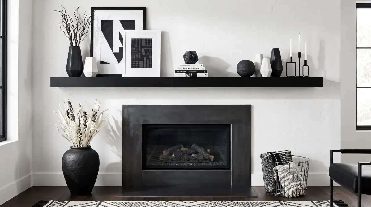 Modern Black-and-White Theme