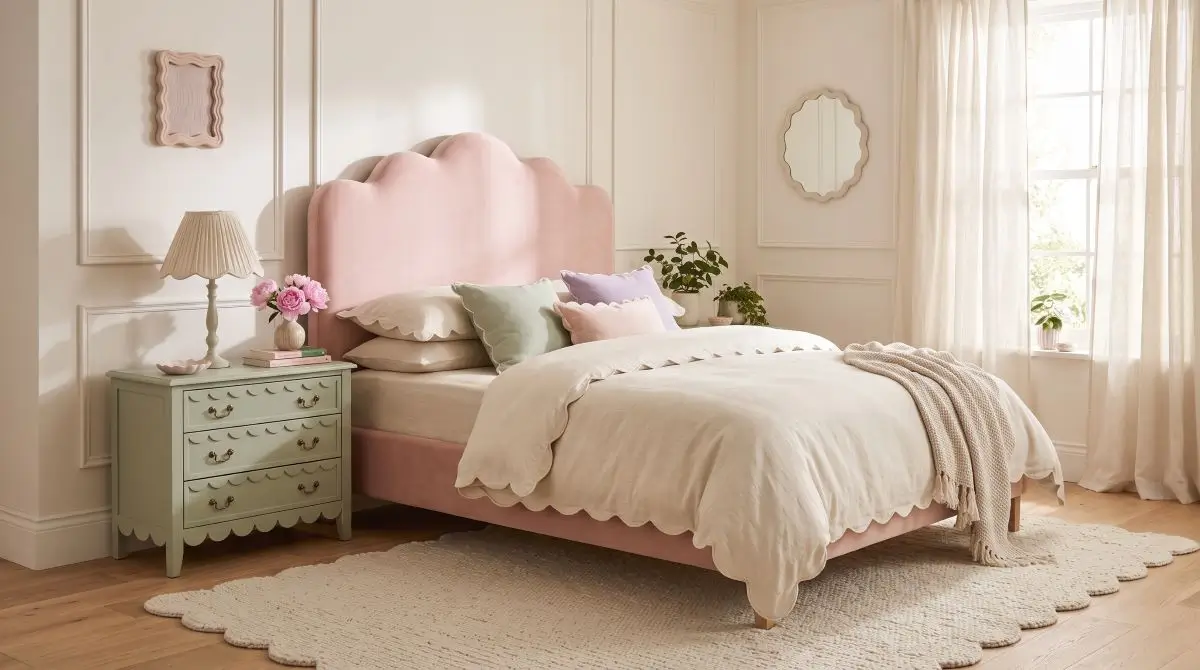 Scalloped Detail Bedroom